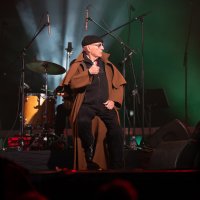 24/04/2026 | Vitorino e os Cantadores do Redondo | Concerto Comemorativo dos 52 anos do 25 de Abril