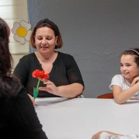 20/04/24 | Ateliê de expressão plástica Liberdade em Flor | Biblioteca Municipal do Seixal – Espaço Criança