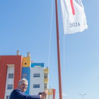 25/04/24 | Colocação de Bandeira da Liberdade de Homenagem ao 25 de Abril | Rotunda Qta. de Santa Rita, Torre da Marinha